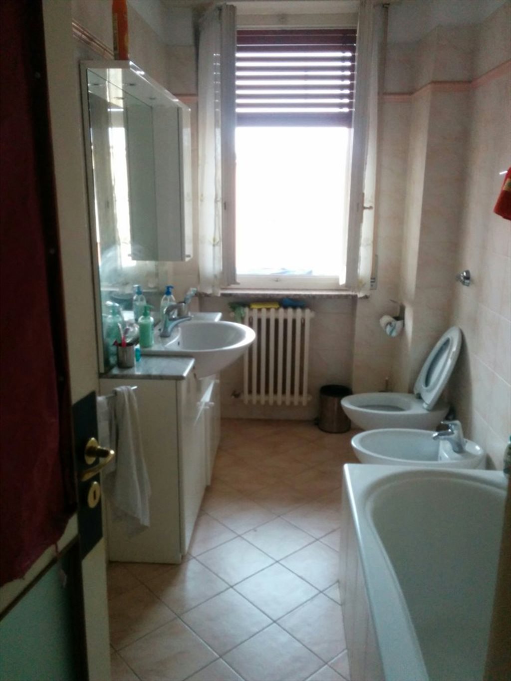 Stanze e Posti Letto in Affitto - Via Luigi Brusaioli, Pavia - Stanza singola con balcone privato  a pochi minuti dal centro, posto  bici/auto | Roomgo - Image 5