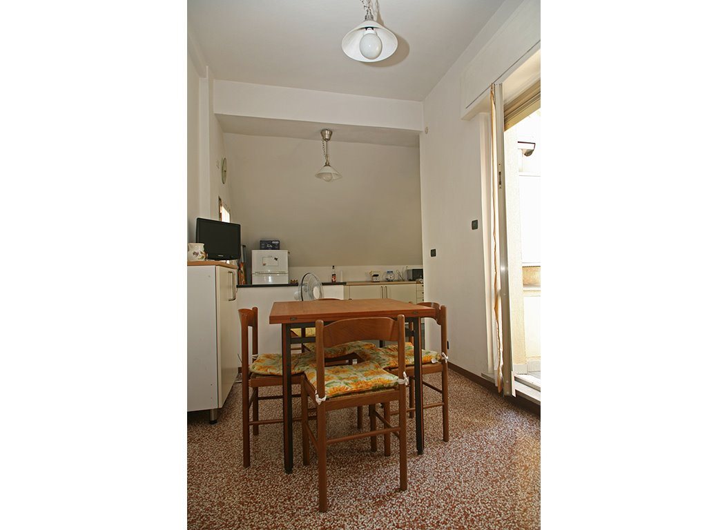 Stanze e Posti Letto in Affitto - Corso Europa, S.Fruttuoso - Borgoratti - S.Martino - Affitto camera doppia a studentesse | Roomgo - Image 5