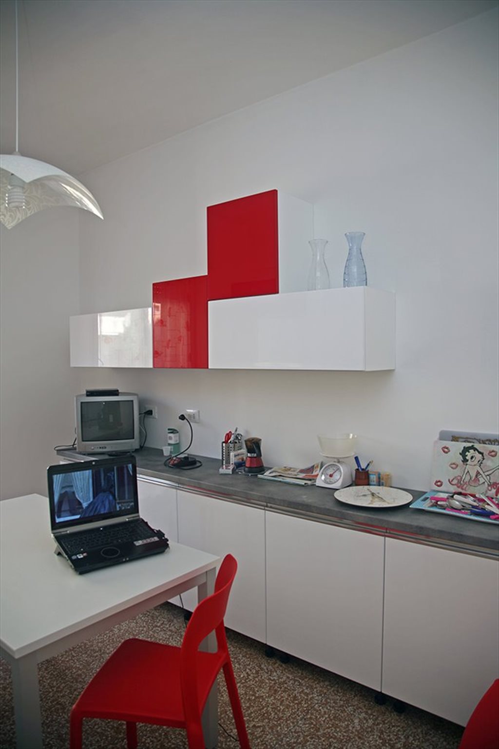 Stanze e Posti Letto in Affitto - Via Donghi, Genova - Affitto camera singola a studentessa | Roomgo - Image 6