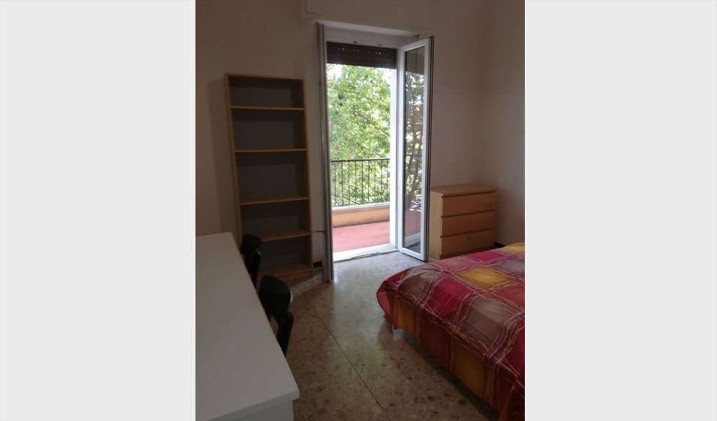 Stanze e Posti Letto in Affitto - Via Luigi Galvani, Circoscrizione Seconda - Affittasi 1 stanza a studentessa o lavoratrice referenziata | Roomgo - Image 3