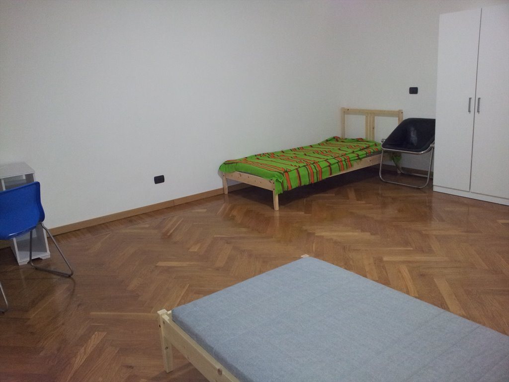 Stanze e Posti Letto in Affitto - Viale Lombardia, Milano - Posto letto in doppia città studi BED IN TWIN ROOM(20sqm!). | Roomgo - Image 3