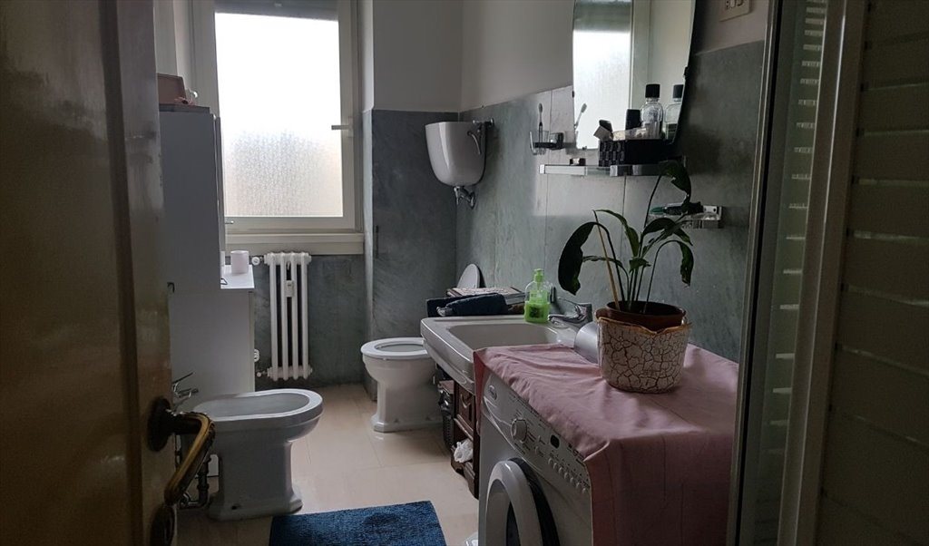 Stanze e Posti Letto in Affitto - Via Ignazio Giorgi, Roma - stanza  matrimoniale, accogliente | Roomgo - Image 4