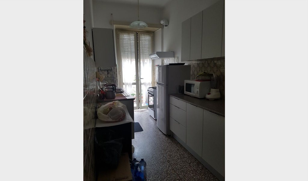 Stanze e Posti Letto in Affitto - Via Ignazio Giorgi, Roma - stanza  matrimoniale, accogliente | Roomgo - Image 5