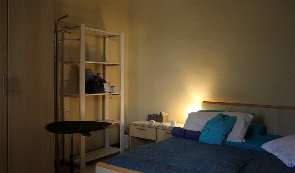 Stanze e Posti Letto in Affitto - Via dei Macci, Firenze - Confortable big room in S.Ambrogio | Roomgo - Image 2