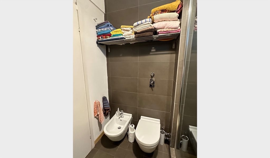 Stanze e Posti Letto in Affitto - Via Sporting Mirasole, Noverasco-Sporting Mirasole - Vivere nel silenzio ai bordi della città in un quartiere residenziale | Roomgo - Image 7