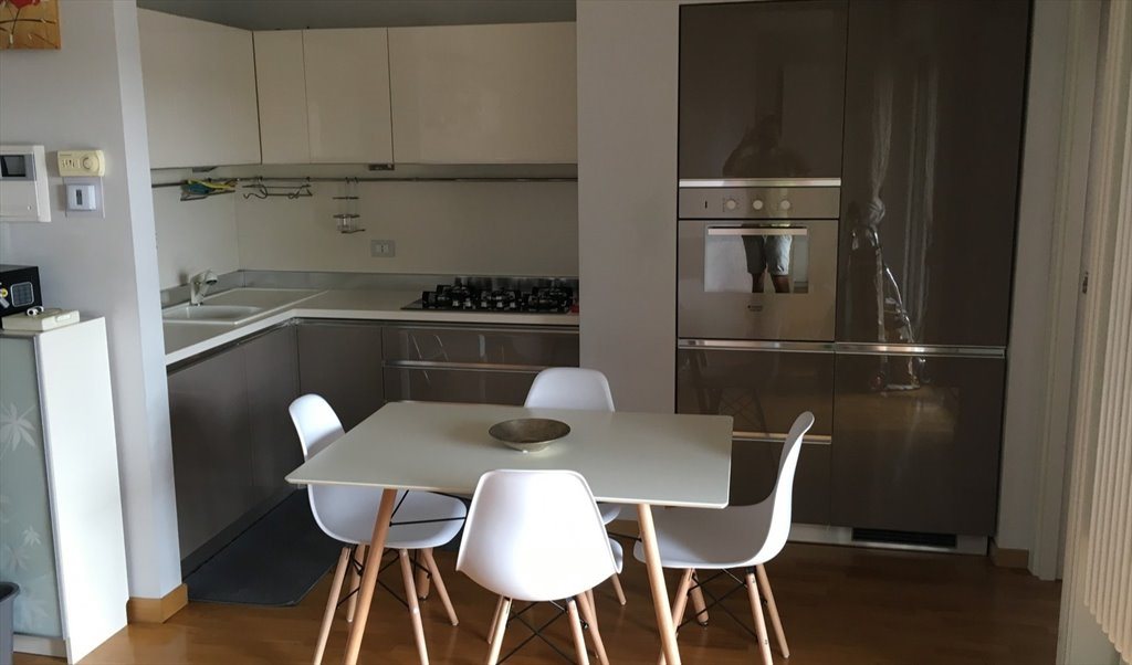 Stanze e Posti Letto in Affitto - Piazza della Trivulziana, Porta Nuova-Bovisa-Niguarda-Fulvio Testi - Appartamento con finiture di pregio, 1 stanza singola e 1 stanza doppia. | Roomgo - Image 5