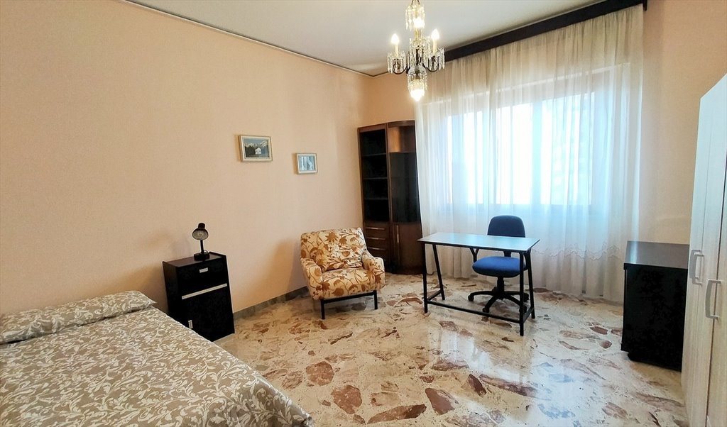 Stanze e Posti Letto in Affitto - Via Cristoforo Scobar, Ottava Circoscrizione - AFFITTO STANZE SINGOLE VIA SCOBAR 1 PALERMO | Roomgo - Image 2