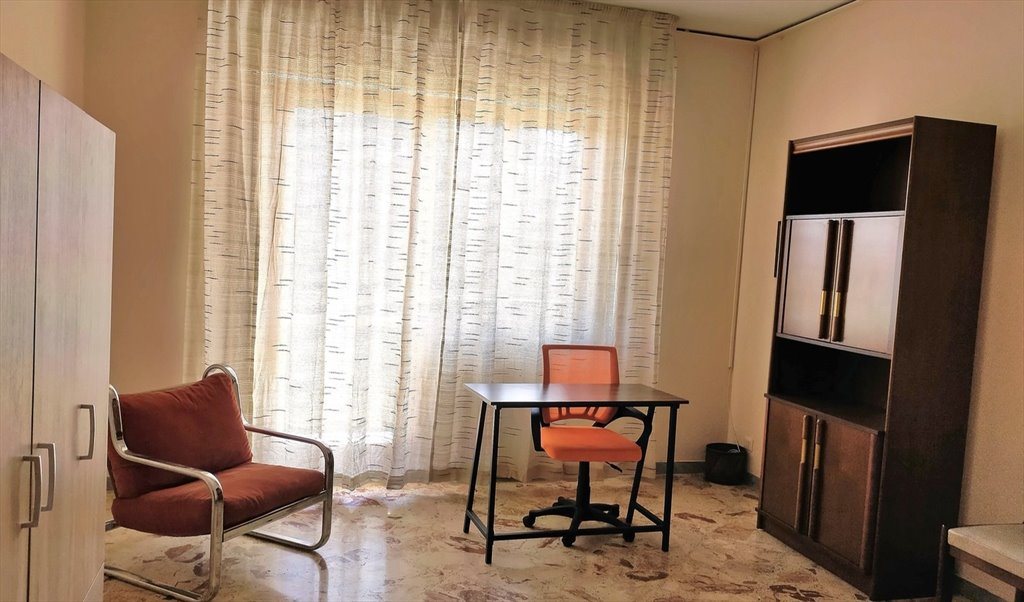 Stanze e Posti Letto in Affitto - Via Cristoforo Scobar, Ottava Circoscrizione - AFFITTO STANZE SINGOLE VIA SCOBAR 1 PALERMO | Roomgo - Image 6