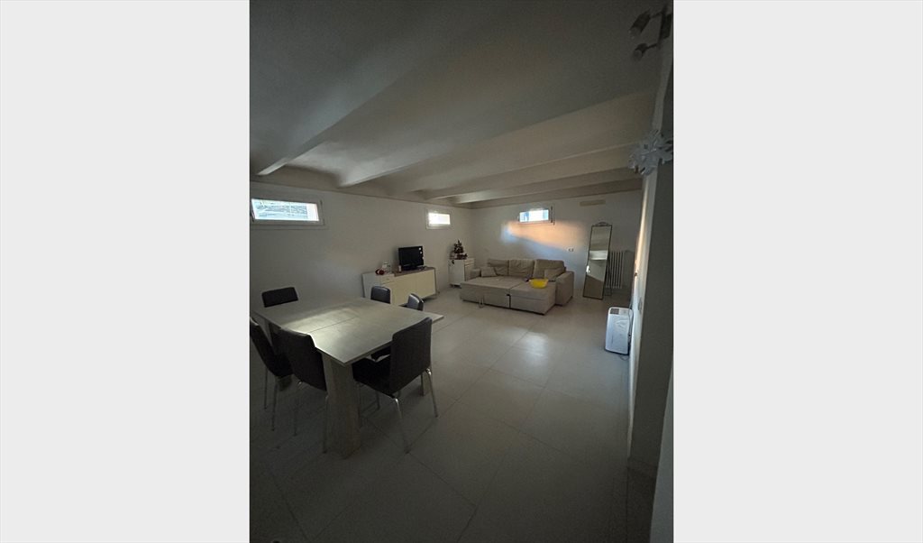 Stanze e Posti Letto in Affitto - Via 24 Maggio, Centro - Stanza singola in affitto fronte campus a Forlì | Roomgo - Image 4