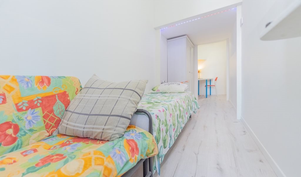 Stanze e Posti Letto in Affitto - Via Santa Monica, Porta Nuova-Bovisa-Niguarda-Fulvio Testi - Camera singola a Milano vicino metro lilla Cà Granda | Roomgo - Image 3