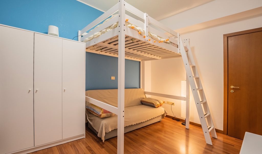 Stanze e Posti Letto in Affitto - Via Teano, Porta Nuova-Bovisa-Niguarda-Fulvio Testi - Camera singola a Milano vicino metro gialla Comasina | Roomgo - Image 2