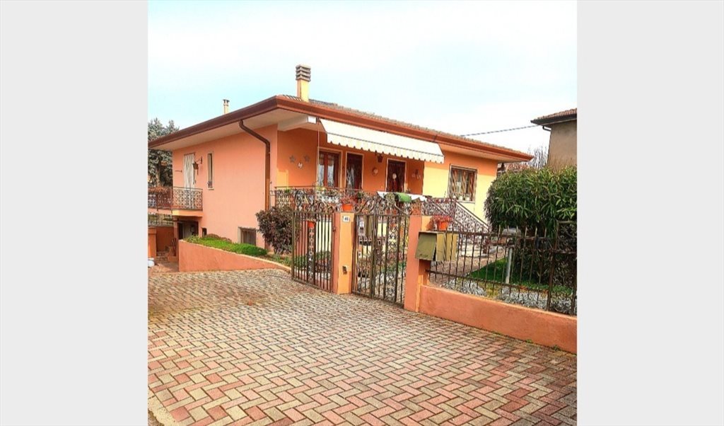 Stanze e Posti Letto in Affitto - Via Villabella, Villabella - Ampia stanza singola | Roomgo - Image 4