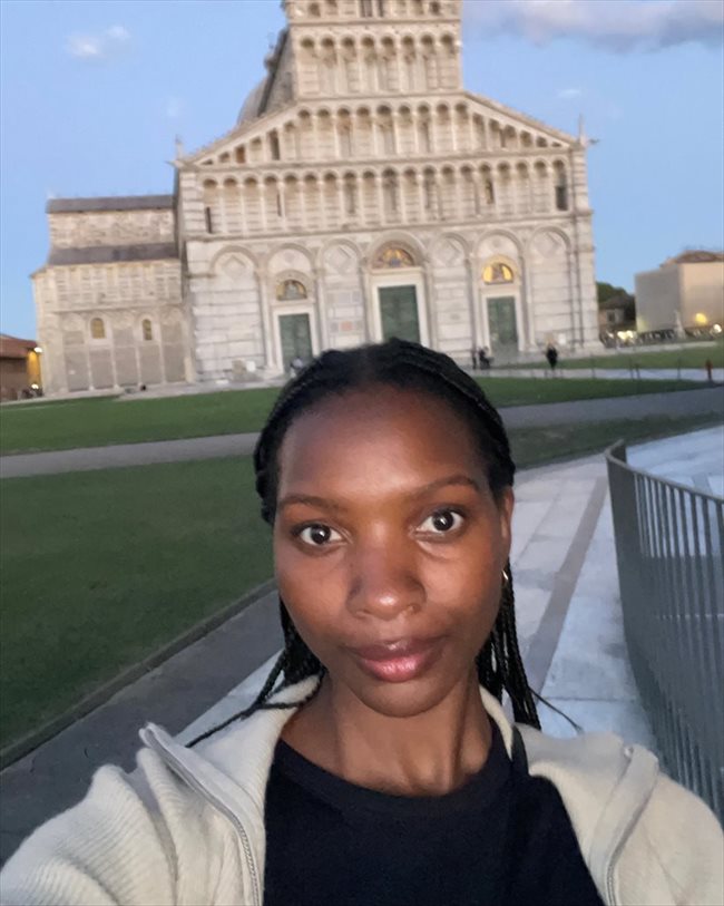 Fadzai - Studente - Coppia - Pisa - Image 1