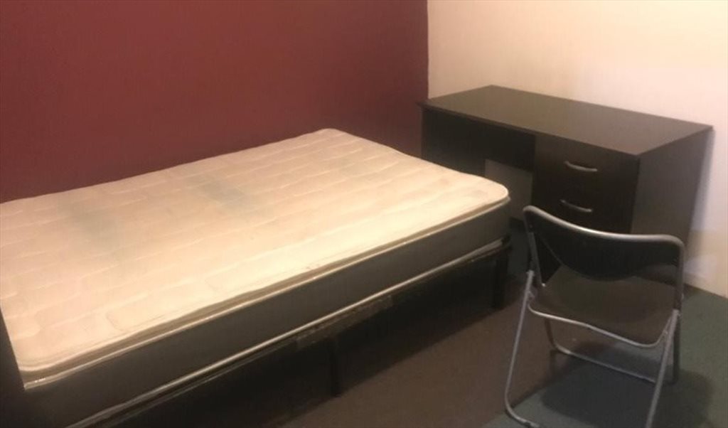 Internet muy Rapido, Limpio, a lado de la  Udlap! Semi Amueblado. - Privada Morillotla, Real De San Pedro | Roomgo - Image 3