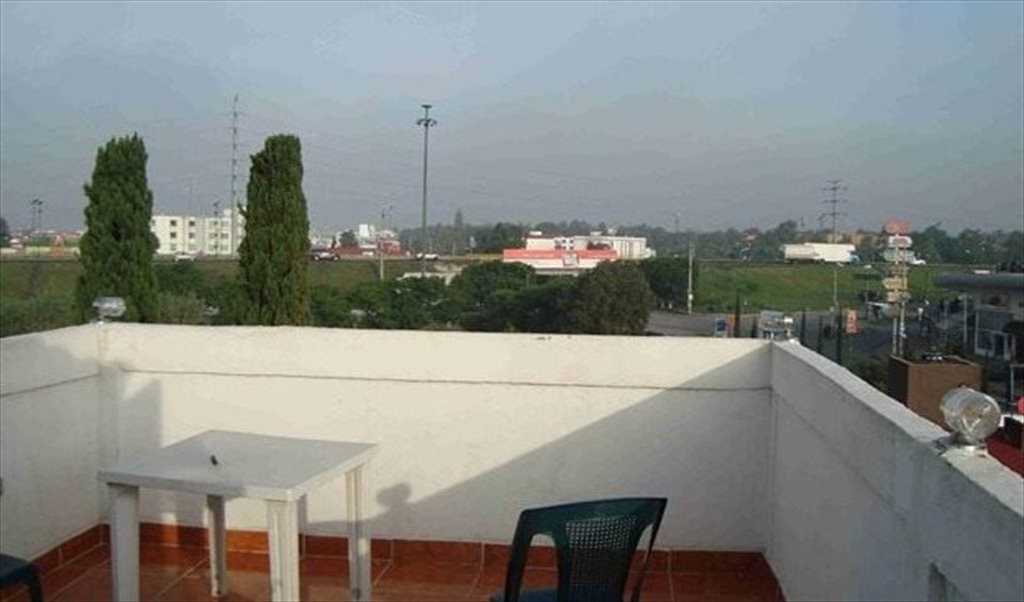 Internet muy Rapido, Limpio, a lado de la  Udlap! Semi Amueblado. - Privada Morillotla, Real De San Pedro | Roomgo - Image 8