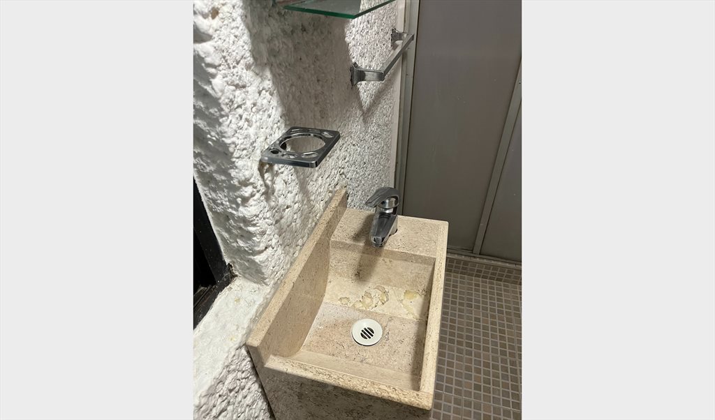 Rento recamara amueblada. - Calle Belén de las Flores, Lomas De Centenario | Roomgo - Image 4