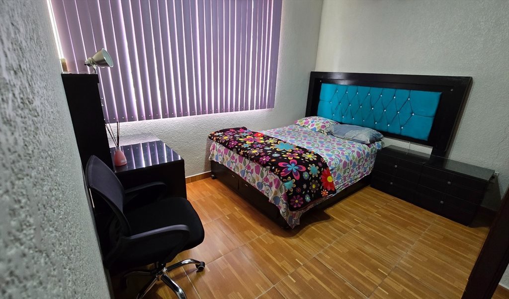 2 Habitaciones Amuebladas UNAM INP TEC.UVM Zona Hospitales de 1  hasta 4 personas baño privado 2 lit - Marte, Cantil del Pedregal | Roomgo - Image 2