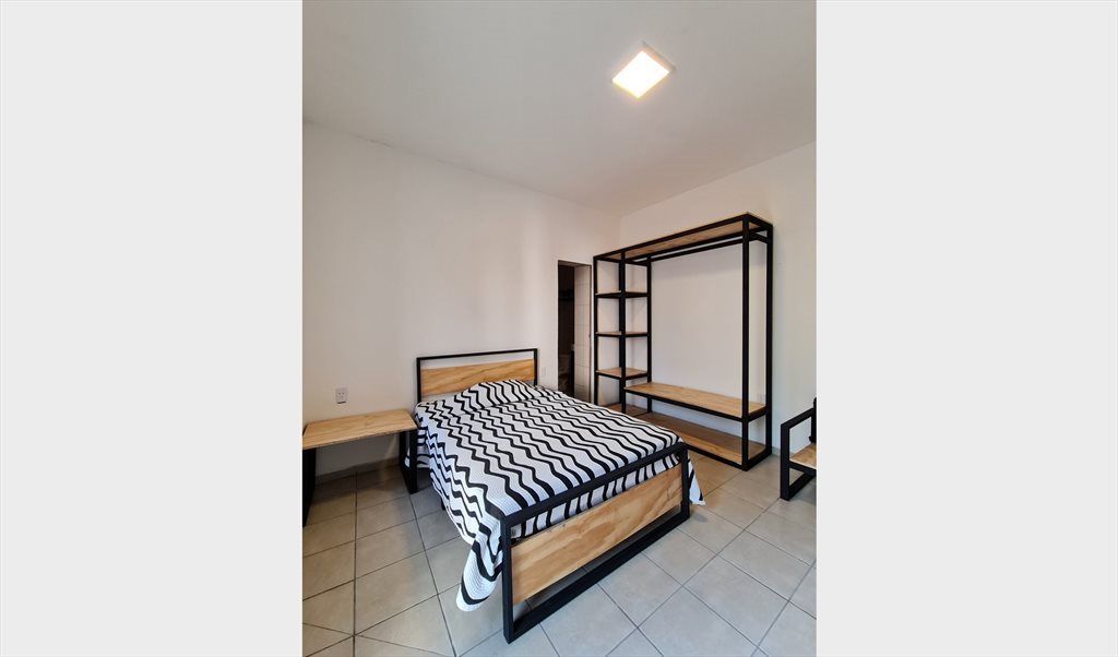 HABITACIONES DISPONIBLES ---Casa Prisciliano Sanchez - Calle Prisciliano Sánchez, Americana | Roomgo - Image 2