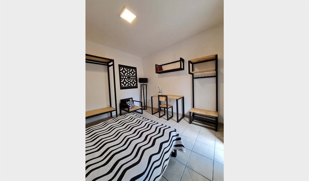 HABITACIONES DISPONIBLES ---Casa Prisciliano Sanchez - Calle Prisciliano Sánchez, Americana | Roomgo - Image 4