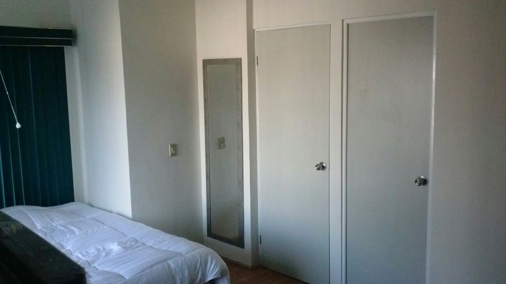 T - RENTA DEPARTAMENTO VISTA HERMOSA - Calle Ecuador, Vista Hermosa | Roomgo - Image 6