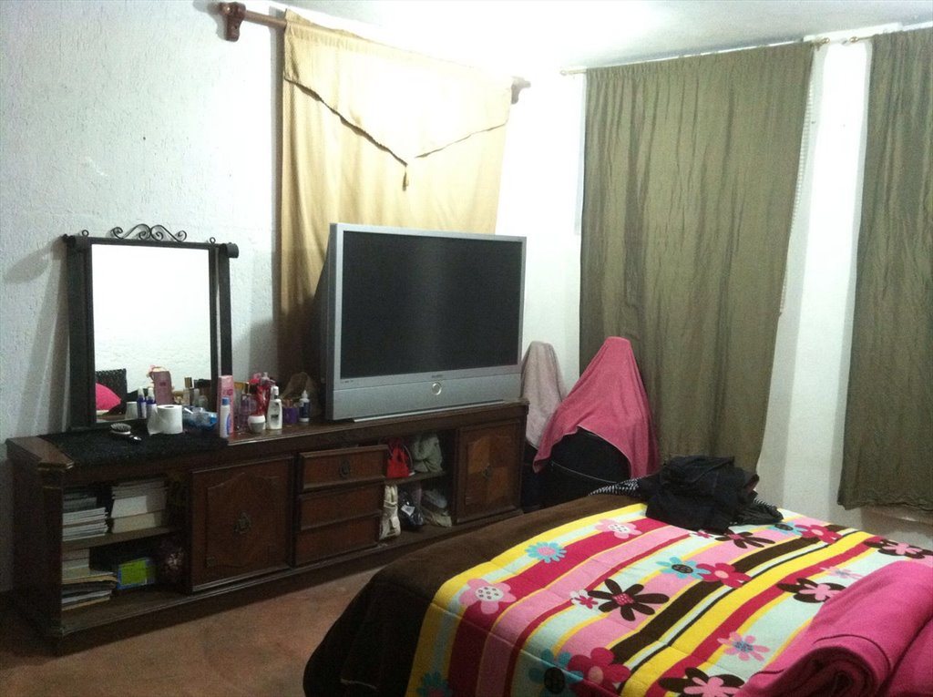 Recamara E - Valle del Canadá - Avenida Arturo B. de la Garza, Roble Residencial Cuarto Sector | Roomgo - Image 3