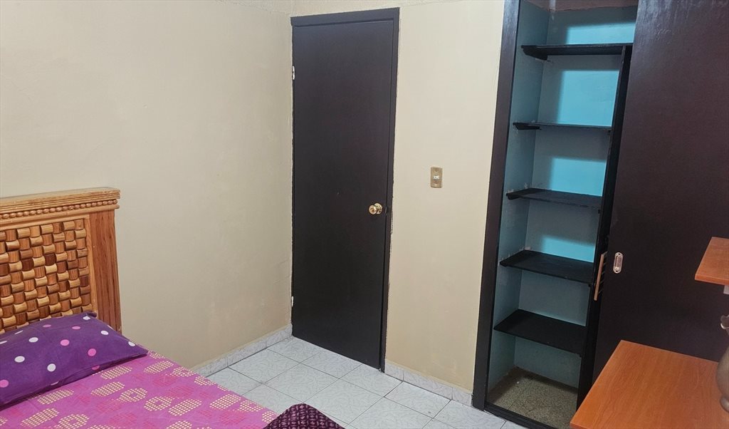 UAM Xochimilco Cafetales esq Bombas  3 Habitaciones Amuebladas Opcion Estacionamiento techado cerrad - Avenida de Cafetales, Culhuacán CTM | Roomgo - Image 3