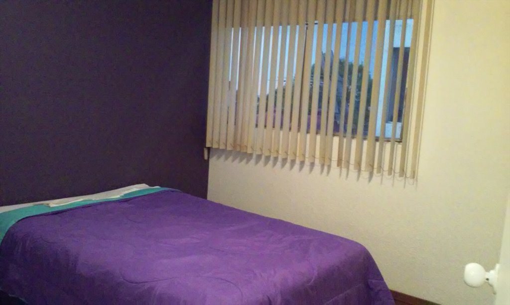 DEPARTAMENTO COMPARTIDO - Calle José Sánchez Trujillo, San Alvaro | Roomgo - Image 2