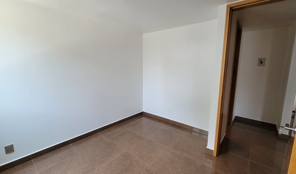 Rento habitación - Avenida Centenario, Merced Gómez | Roomgo - Image 2