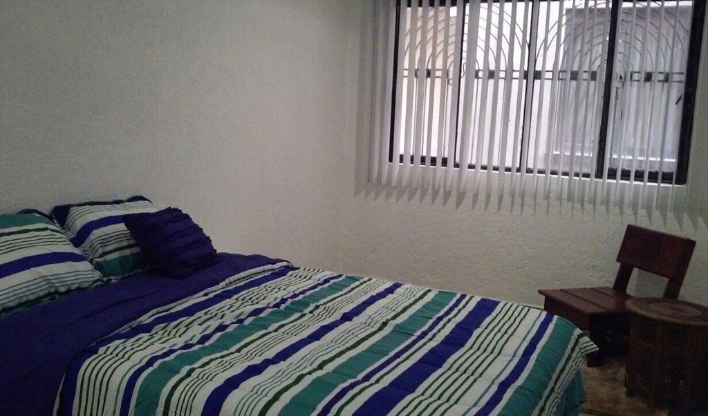 Hospedaje para Mujeres - Libertad, San Alvaro | Roomgo - Image 3