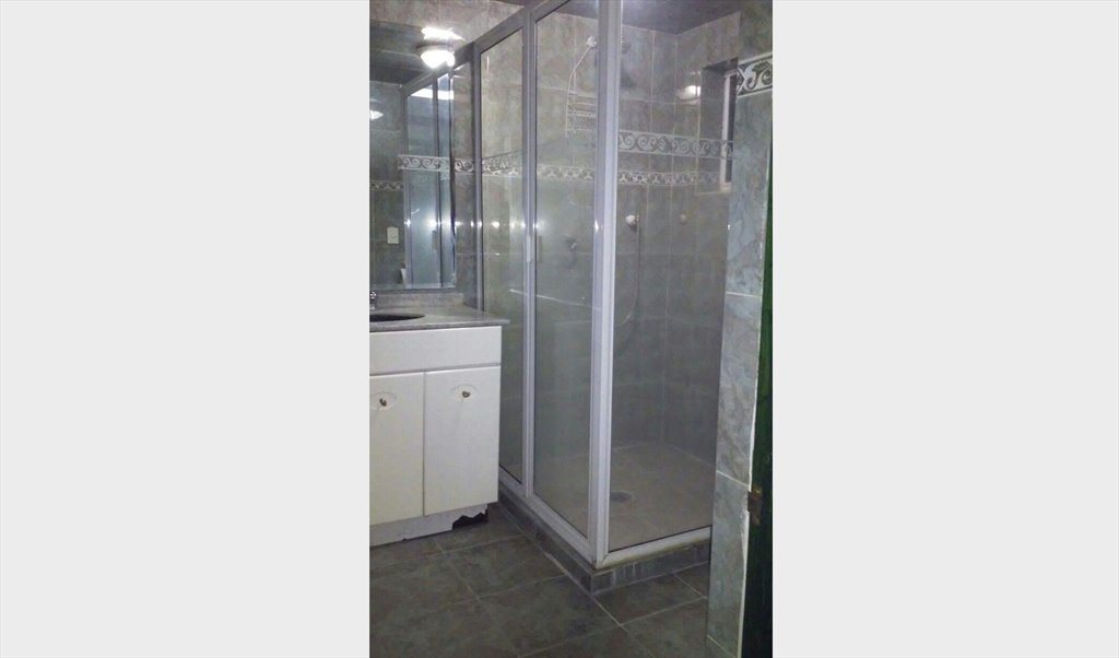 Hospedaje para Mujeres - Libertad, San Alvaro | Roomgo - Image 5