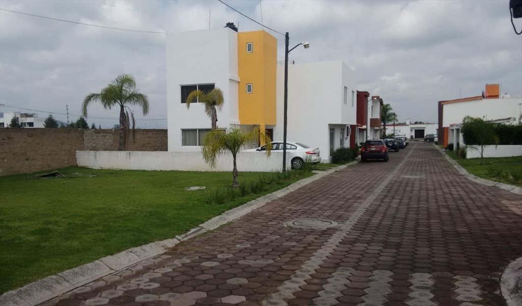 Casa amplia amueblada atrás plaza San Diego. Puebla - Camino a Ocotlán, Cholula | Roomgo - Image 6