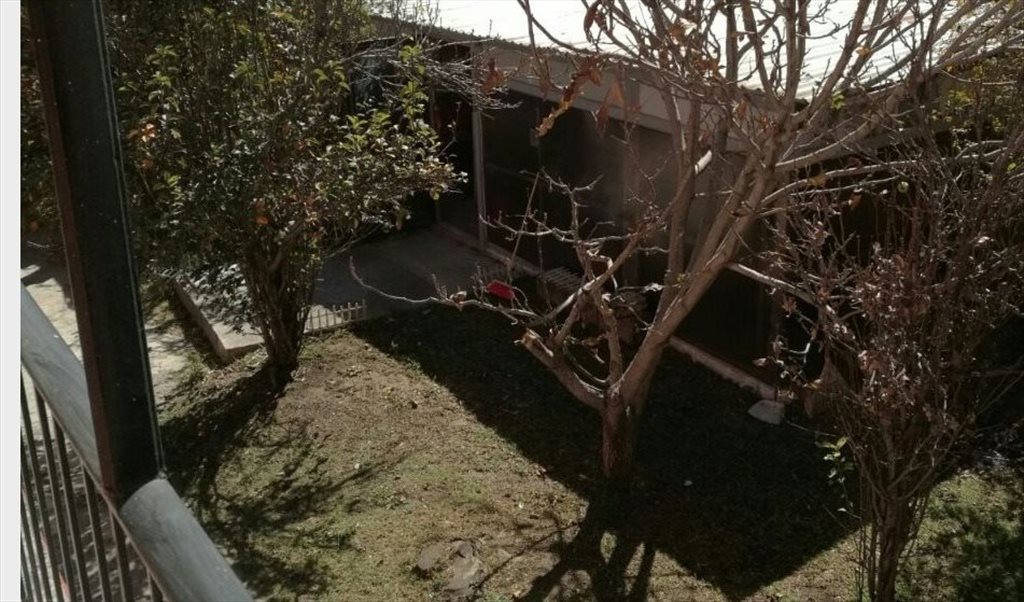 En Cholula recamara con todos los servicios - Avenida 5 de Mayo, Santiago Mixquitla | Roomgo - Image 3