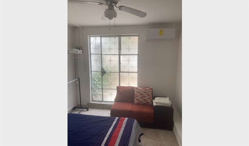 Rento estudio céntrico - Las Playas, 011 | Roomgo - Image 4