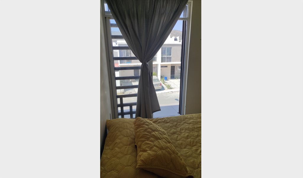 Comparto casa - Calle Sauce, Luna Bosque Residencial | Roomgo - Image 6