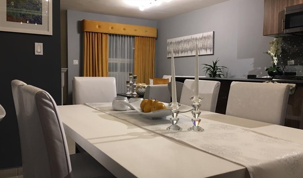 Se renta cuarto en casa en bonito y seguro fraccionamiento - Canadá, Libramiento | Roomgo - Image 3