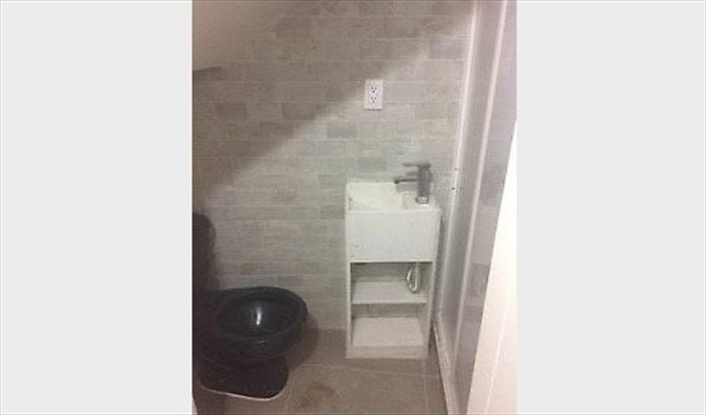 MUJER CUARTO COMPARTIDO cerca Normal, CCH, UAM, Esime, Azcapo, metro Rosario, Aquiles, Tezozomoc - Calle Tomás Marín, Presidente Madero | Roomgo - Image 7