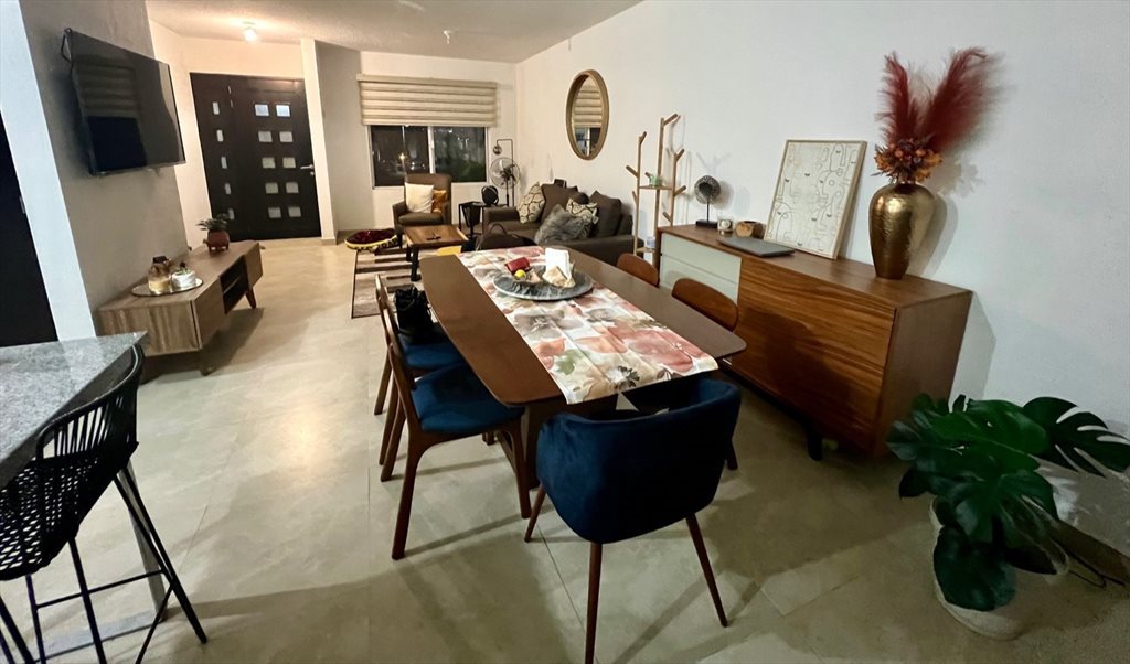 Habitación en Zona Jurica, Querétaro - Palma Cariota, Palmares | Roomgo - Image 3