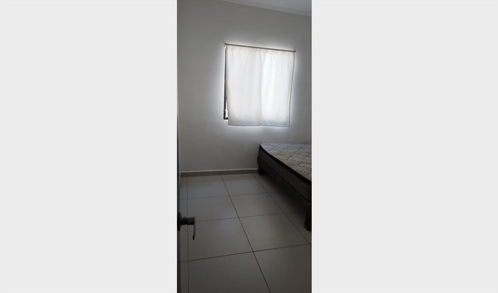 Habitación Cerca de supermercados y plaza comercial - Camino Santo Domingo, Estancias Valle De Plata | Roomgo - Image 3