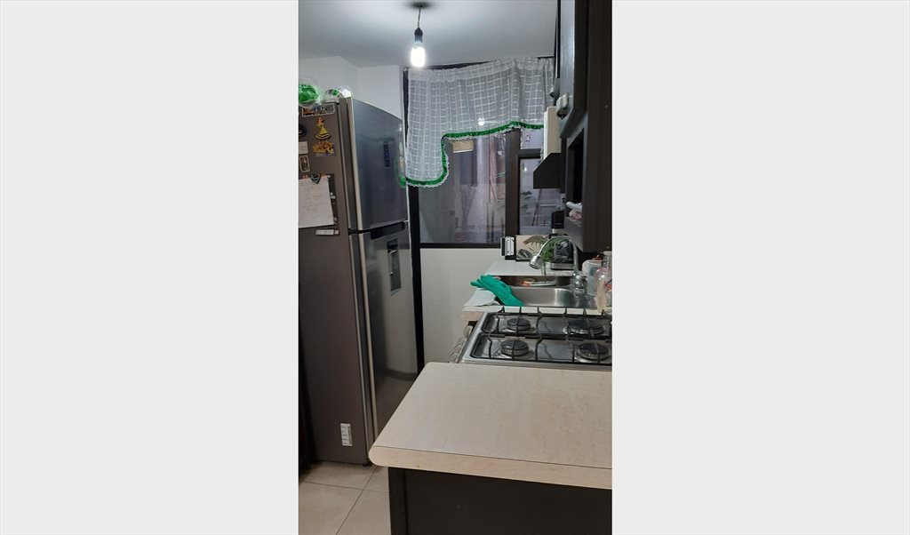 Renta de habitación muy Centrica en Col. Esperanza - Calle Francisco J. Clavijero, Transito | Roomgo - Image 3