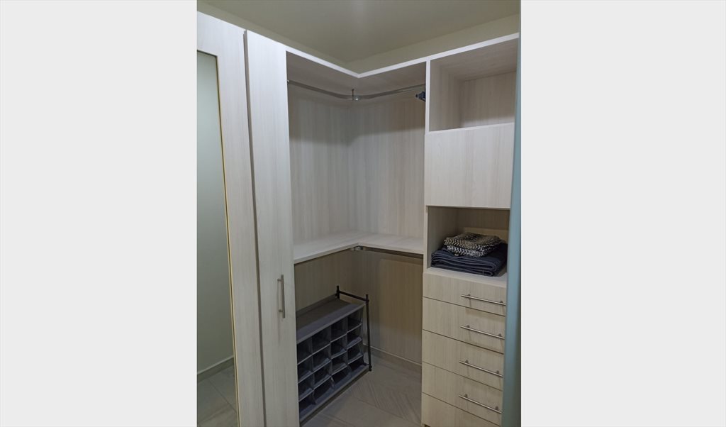 Recamara amueblada en renta - Boulevard Palmas Hills, Valle de las Palmas | Roomgo - Image 4