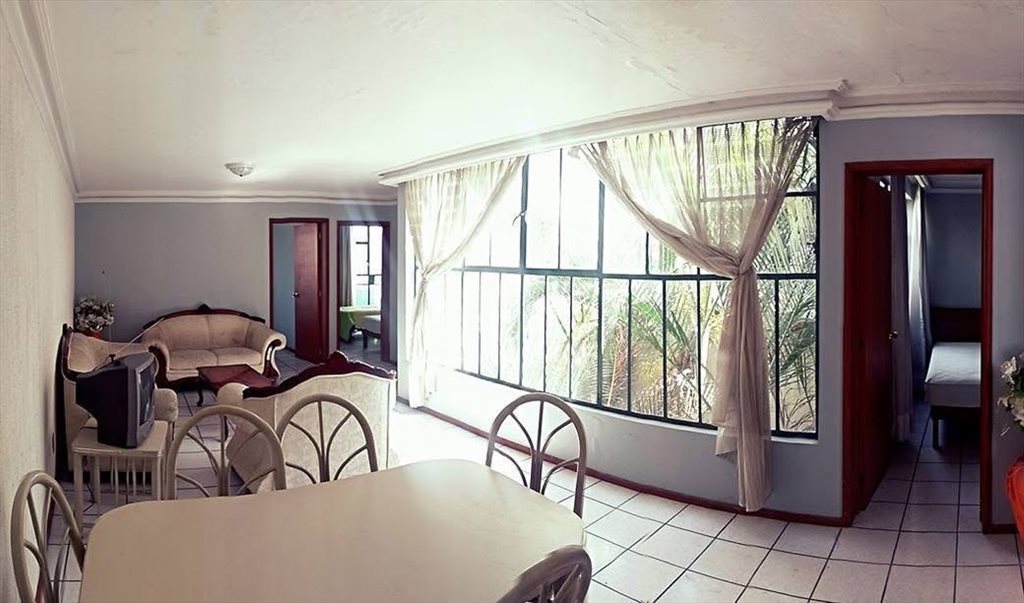 CUARTO EN RENTA EN DEPARTAMENTO DE - 3 RECÁMARAS - AMUEBLADO & SERVICIOS INCLUIDOS - Calle Francisco de Ayza, San Juan de Dios | Roomgo - Image 2