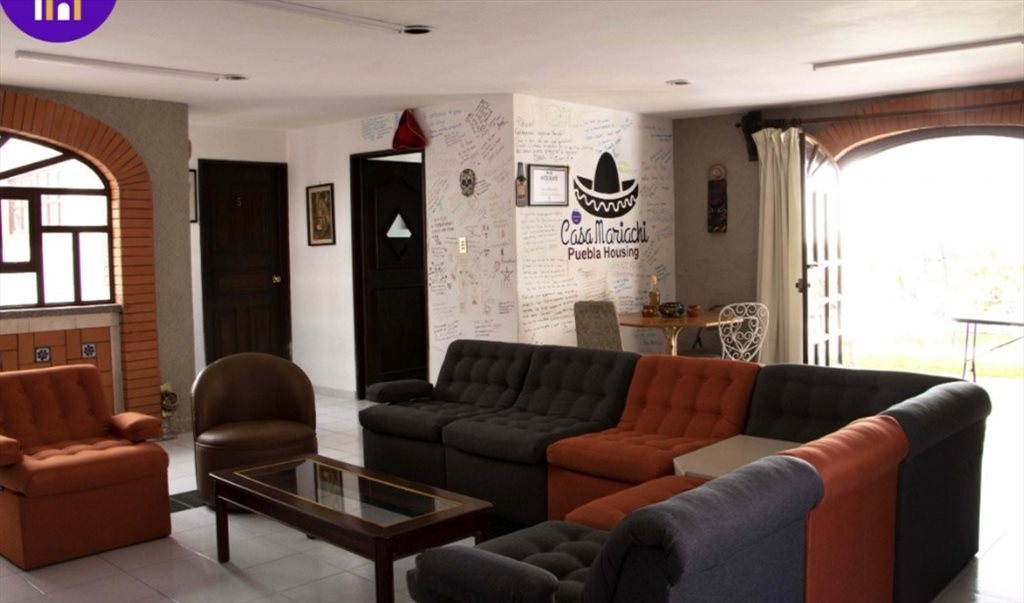 CASA MARIACHI - PUEBLA HOUSING - Calle Fray Andrés de Olmos, Tres Cruces | Roomgo - Image 3