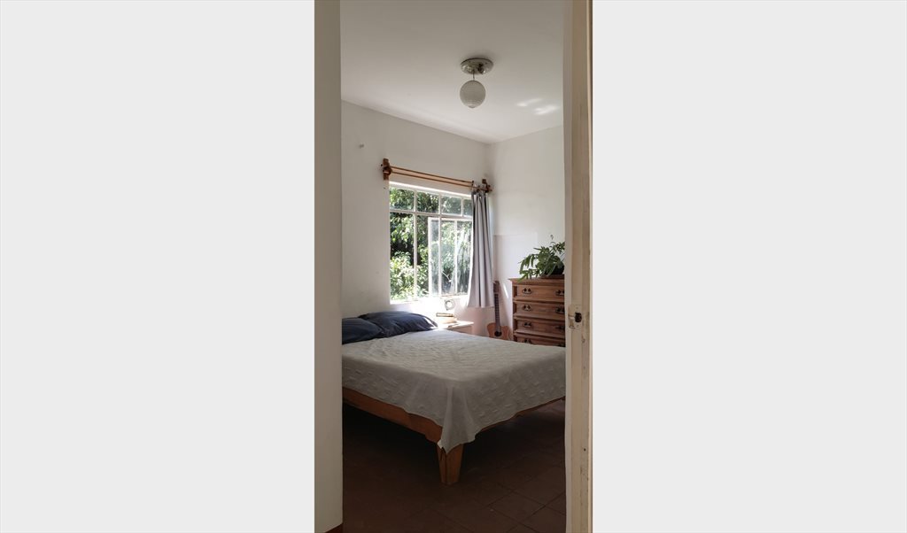 Cuarto Colonia Americana - Calle Escorza, Zona Centro | Roomgo - Image 6