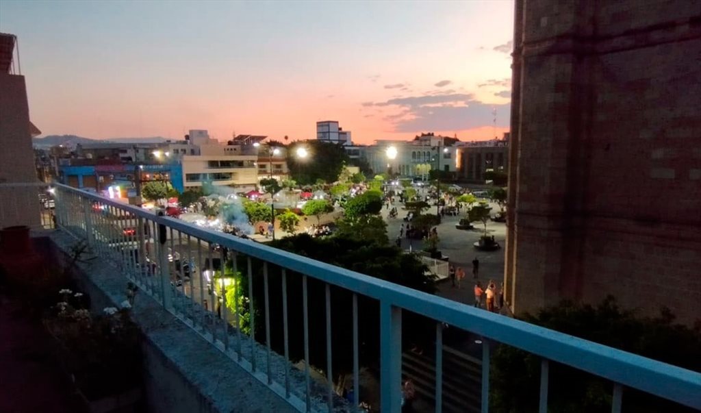 Cuarto Colonia Americana - Calle Escorza, Zona Centro | Roomgo - Image 8