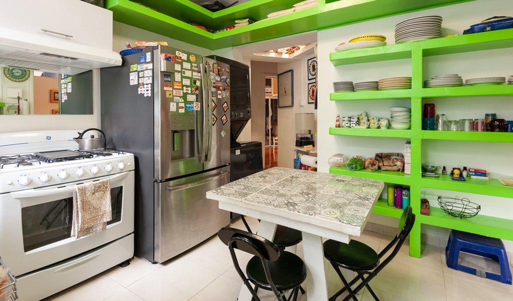 HERMOSA Y AMPLIA CON 2 CAMAS QUEEN SIZE/ SUPER VISTA Y BALCON PARQUE LINCOLN POLANQUITO - Calle Julio Verne, Polanco | Roomgo - Image 8