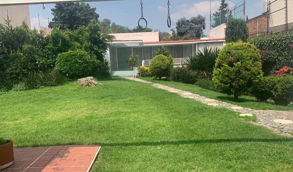 Habitación independiente de la casa - Calle de Pizarras, Jardínes del Pedregal | Roomgo - Image 2