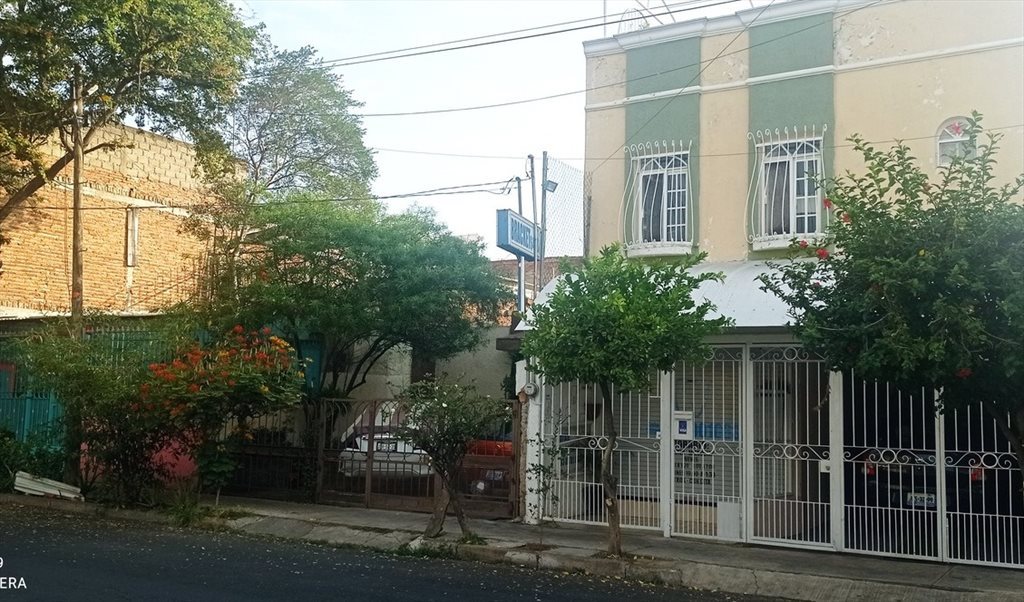 Renta de habitaciones individuales - Calle José Rosas Moreno, Los Arrayanes | Roomgo - Image 7