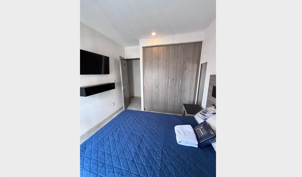 HABITACIÓN AMUEBLADA CON TODOS LOS SERVICIOS INCLUDIOS EN DPTO NUEVO (ROMMIE) - Avenida Universidad, Oxtopulco Universidad | Roomgo - Image 2