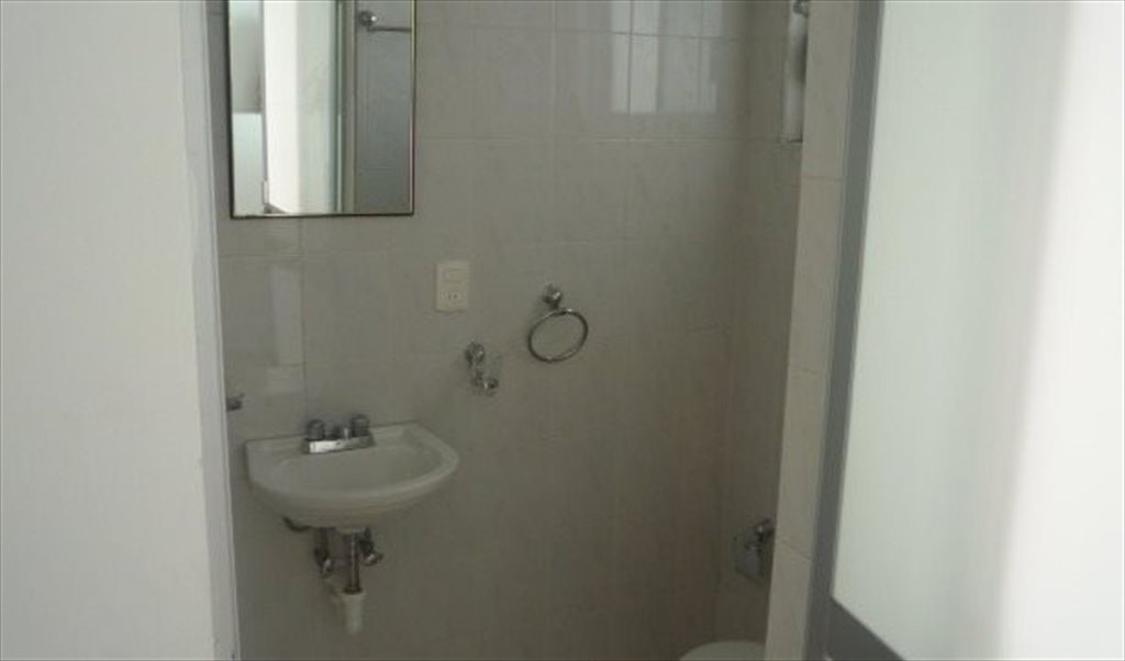Rento habitación amueblada - Boulevard Arboledas, Arboledas del Parque | Roomgo - Image 2