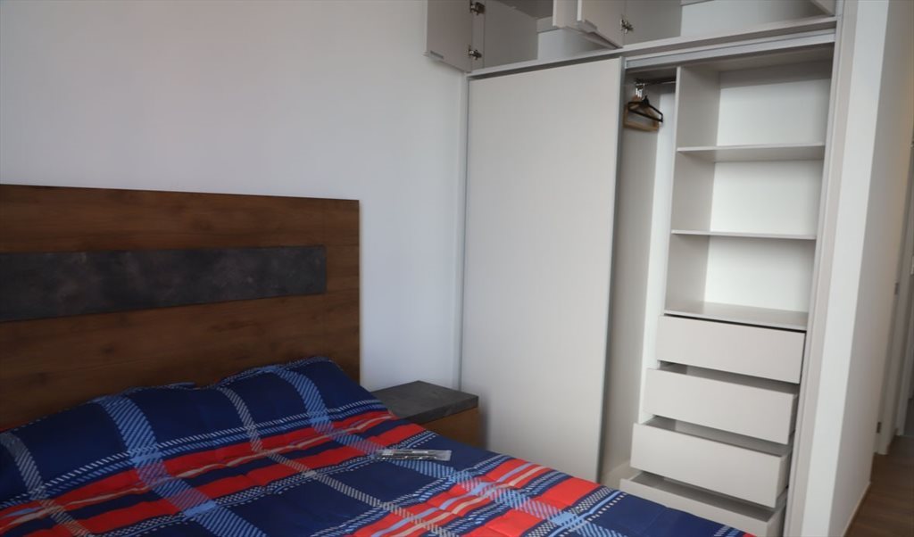 Habitación amueblada con todos los servicios (ROMMIE) - Calle Jaime Torres Bodet, Santa María la Ribera | Roomgo - Image 3